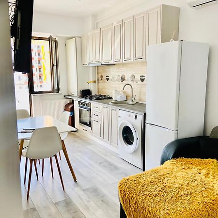 יאשי Ultracentral Lazar Residence מראה חיצוני תמונה